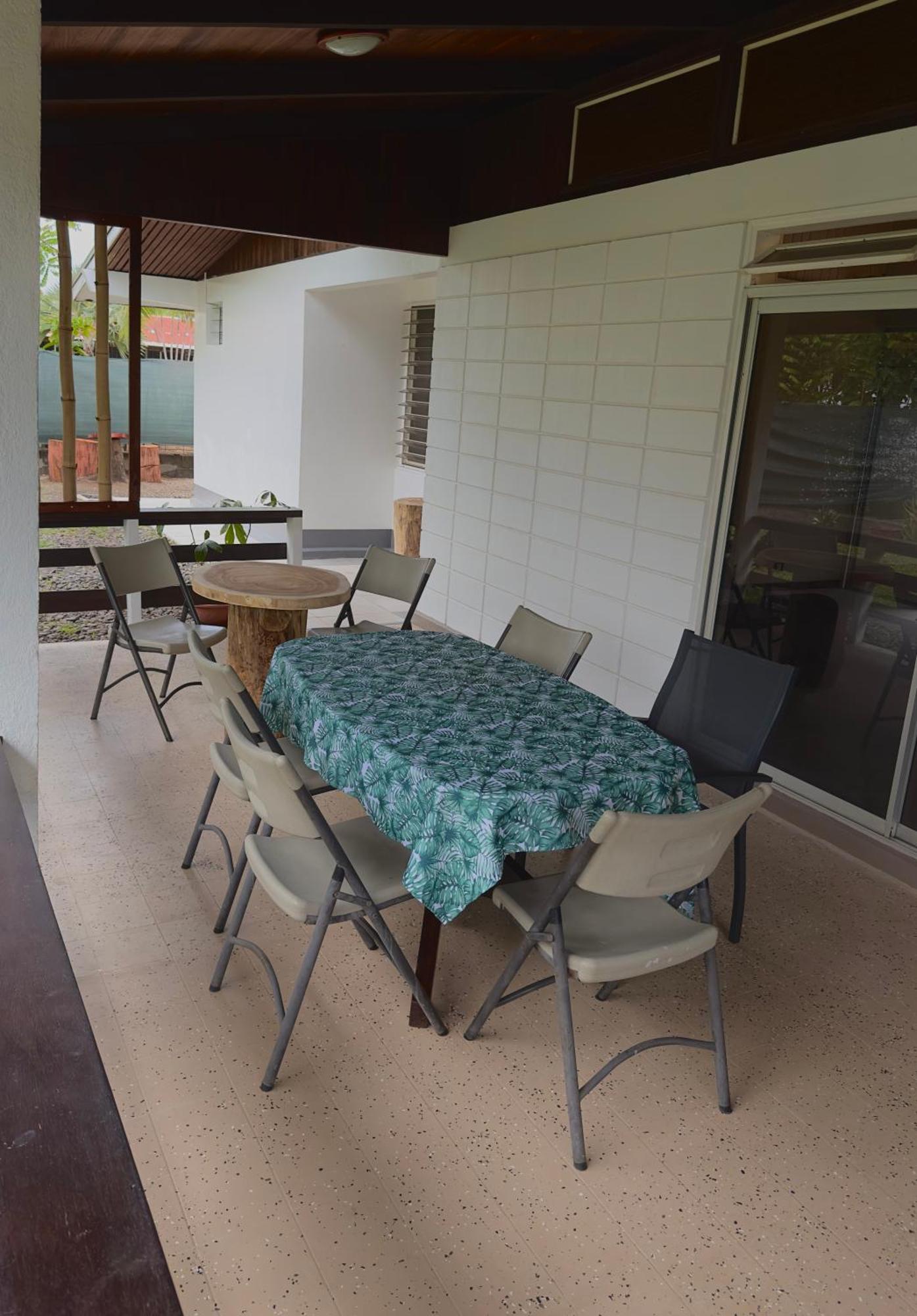 Vaiata Lodge Arue  ภายนอก รูปภาพ